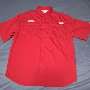 Razorback Columbia Men's Button Down Shirt Omnishield
